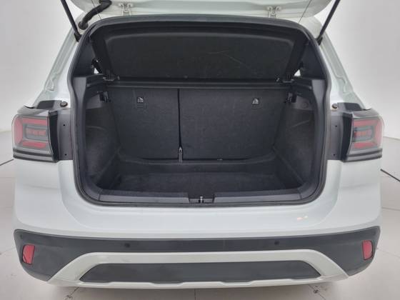 VOLKSWAGEN T-CROSS 1.0 200 TSI TOTAL FLEX AUTOMÁTICO VOLKSWAGEN T-CROSS 1.0 200 TSI TOTAL FLEX AUTOMÁTICO